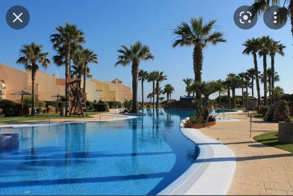 Апартаменти 1Ra Linea Playa Zahara Atlanterra Piscina Parking Саара-де-лос-Атунес Екстер'єр фото