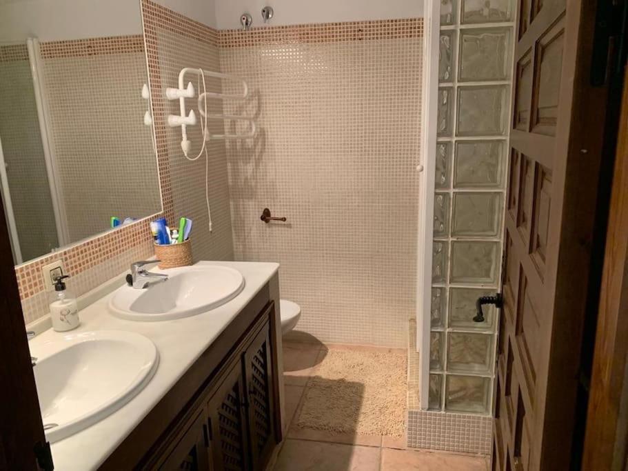 Апартаменти 1Ra Linea Playa Zahara Atlanterra Piscina Parking Саара-де-лос-Атунес Екстер'єр фото